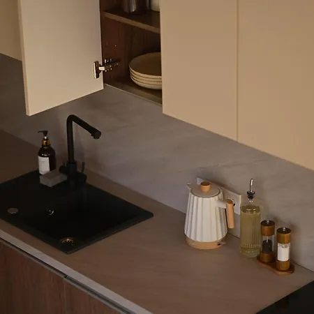 Domivka із чаном-джакузі, каміном і кіно-зоною у Cлавську סלאבסקה