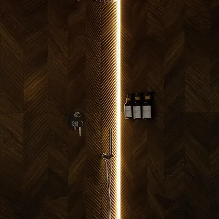 Domivka із чаном-джакузі, каміном і кіно-зоною у Cлавську בית נופש סלאבסקה