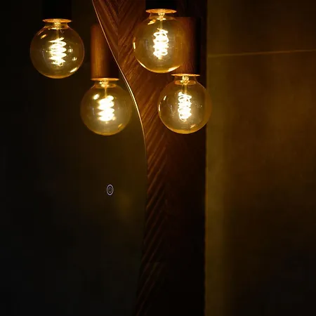 Domivka із чаном-джакузі, каміном і кіно-зоною у Cлавську בית נופש סלאבסקה